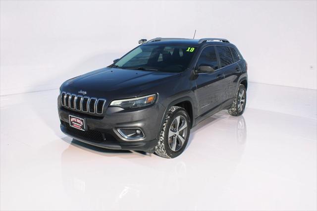 2019 Jeep Cherokee Limited 4x4 for sale in La Crescent, MN