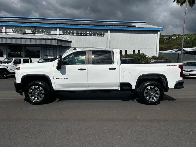 2023 Chevrolet Silverado 2500HD 4WD Crew Cab Standard Bed Custom
