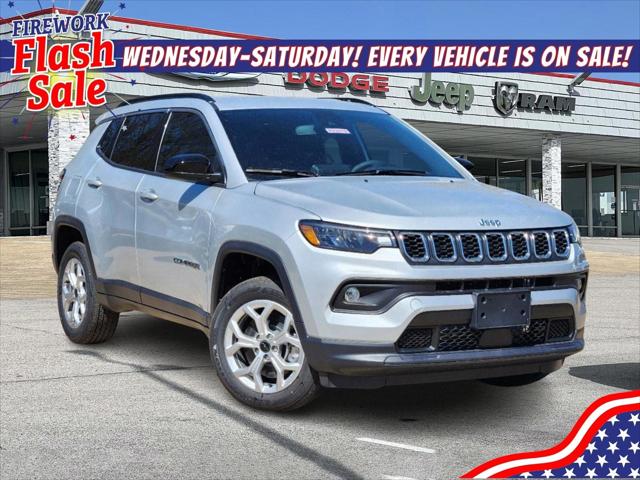 2025 Jeep Compass COMPASS LATITUDE 4X4