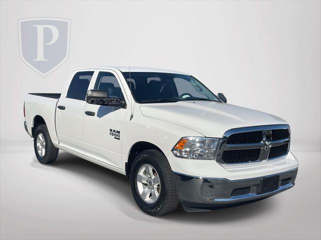 2022 RAM 1500 Classic SLT Crew Cab 4x2 57 Box 2022 RAM 1500 Classic SLT Crew Cab 4x2 57 Box