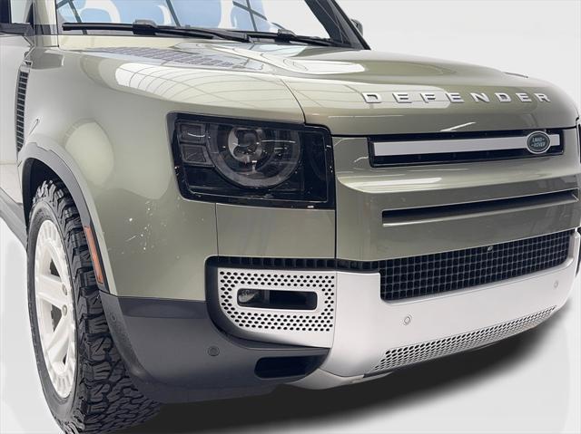 2020 Land Rover Defender 110 SE