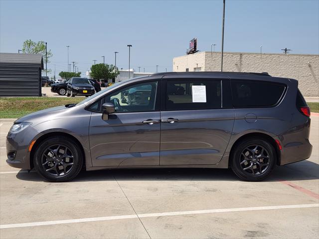 2020 Chrysler Pacifica Touring L Plus