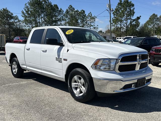 2019 RAM 1500 Classic SLT Crew Cab 4x2 64 Box