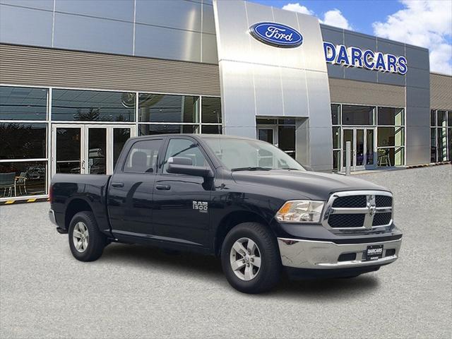 2023 RAM 1500 Classic SLT Crew Cab 4x4 57 Box