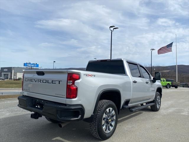 2023 Chevrolet Silverado 2500HD 4WD Crew Cab Standard Bed Custom