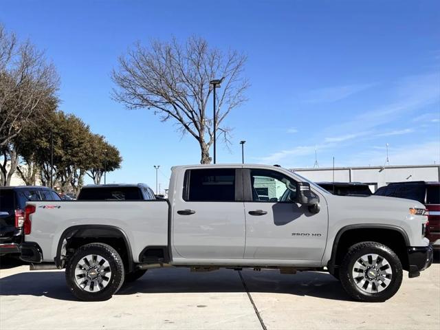 2025 Chevrolet Silverado 2500HD 4WD Crew Cab Standard Bed Custom