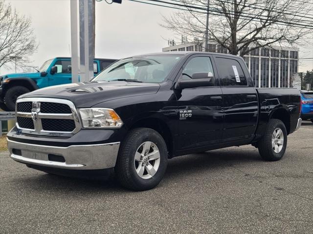 2023 RAM 1500 Classic SLT Crew Cab 4x4 57 Box