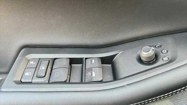 2025 Jeep Grand Cherokee Altitude X 4x2
