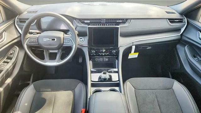 2025 Jeep Grand Cherokee Altitude X 4x2