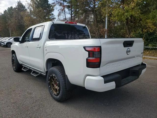 2025 Nissan Frontier Crew Cab SV 4x4