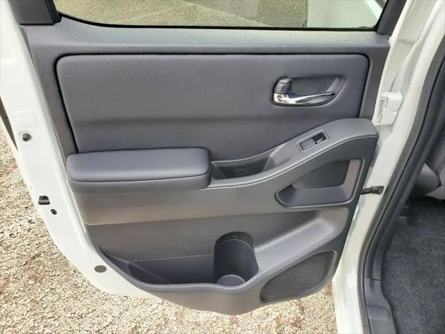 2025 Nissan Frontier Crew Cab SV 4x4