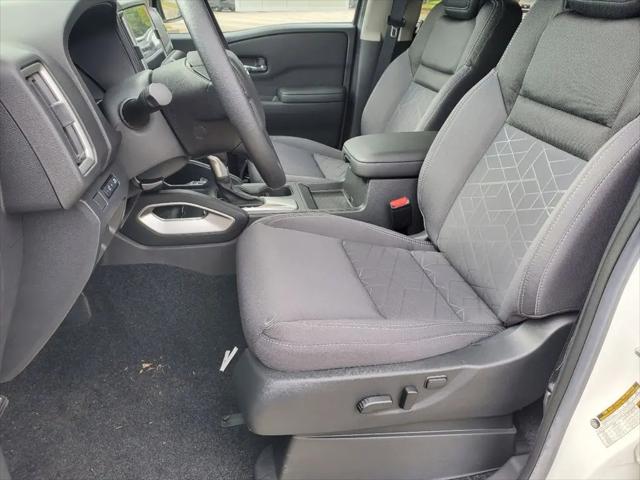 2025 Nissan Frontier Crew Cab SV 4x4