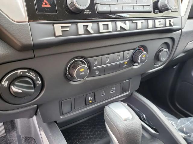 2025 Nissan Frontier Crew Cab SV 4x4