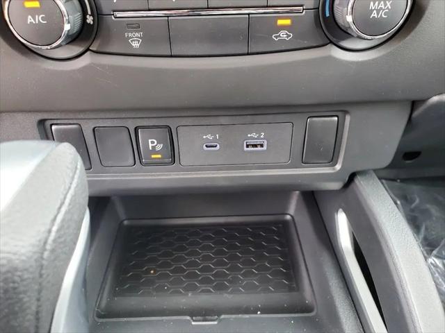 2025 Nissan Frontier Crew Cab SV 4x4