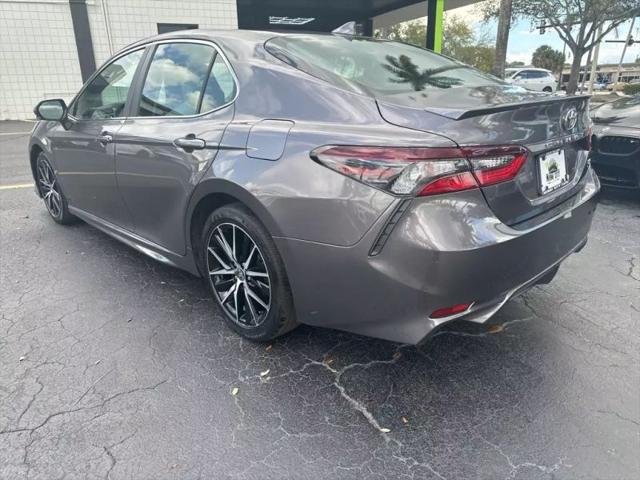 2024 Toyota Camry SE