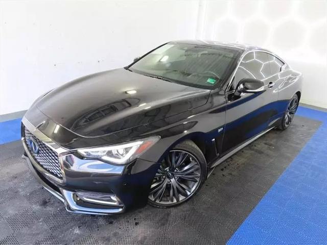 2020 INFINITI Q60 LUXE