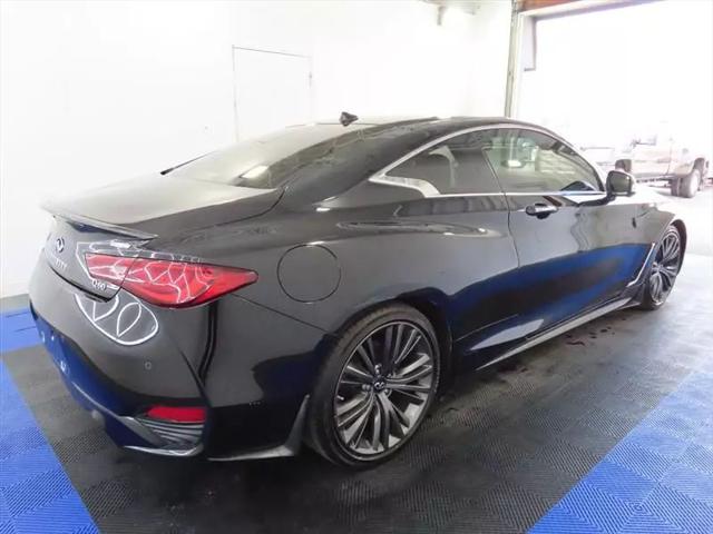 2020 INFINITI Q60 LUXE