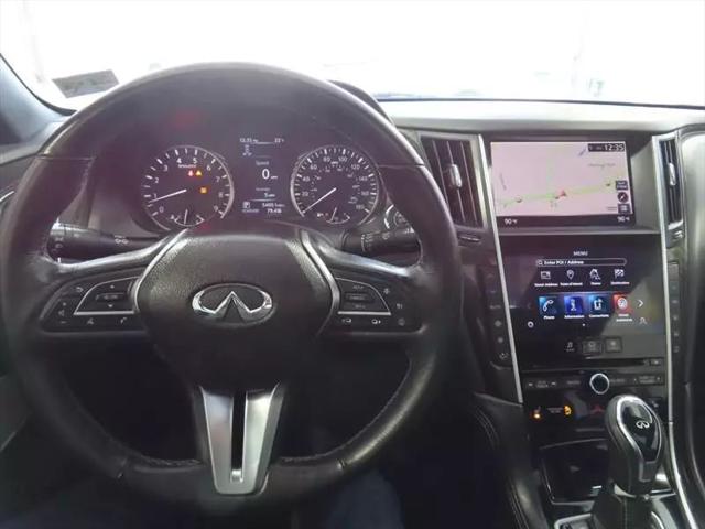 2020 INFINITI Q60 LUXE
