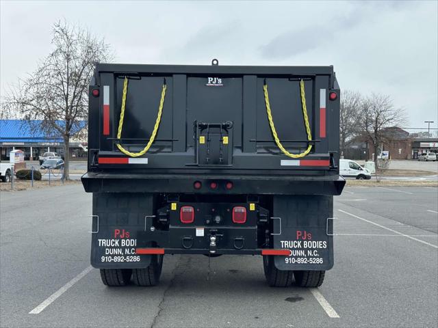 2025 Ford F-650 Base