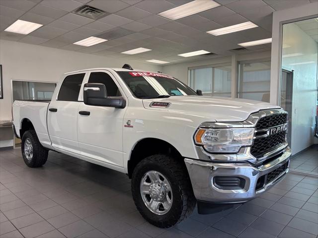 2024 RAM 2500 Tradesman Crew Cab 4x4 64 Box
