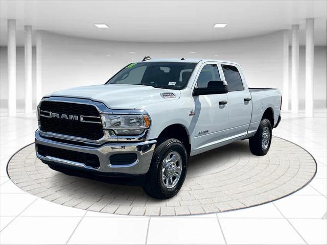 2022 RAM 3500 Tradesman Crew Cab 4x4 64 Box