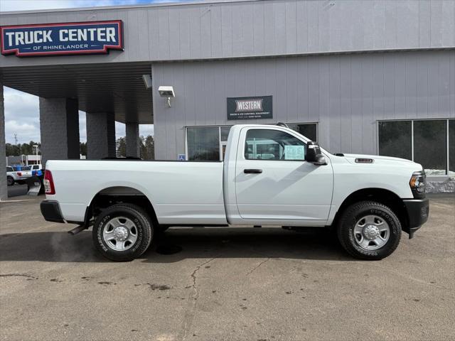 2024 RAM 3500 Tradesman Regular Cab 4x4 8 Box