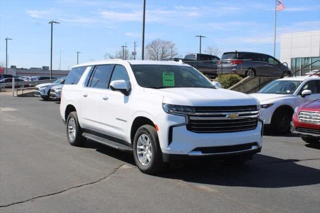 2023 Chevrolet Suburban 4WD LT