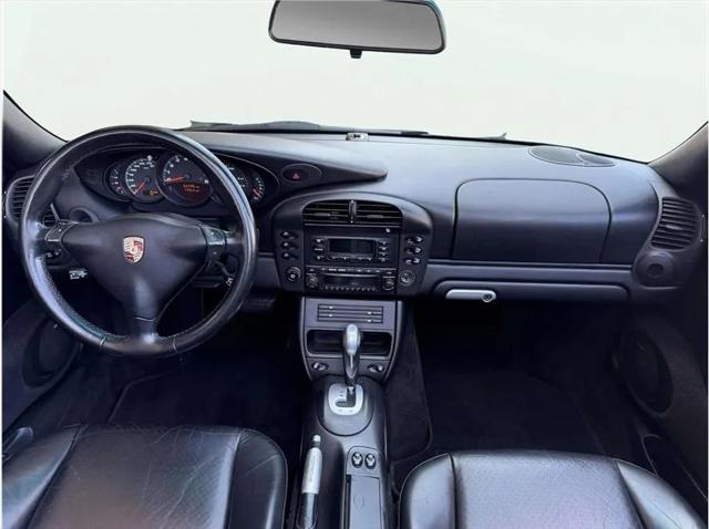 2004 Porsche 911 Carrera