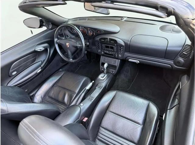 2004 Porsche 911 Carrera
