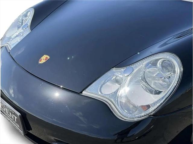 2004 Porsche 911 Carrera