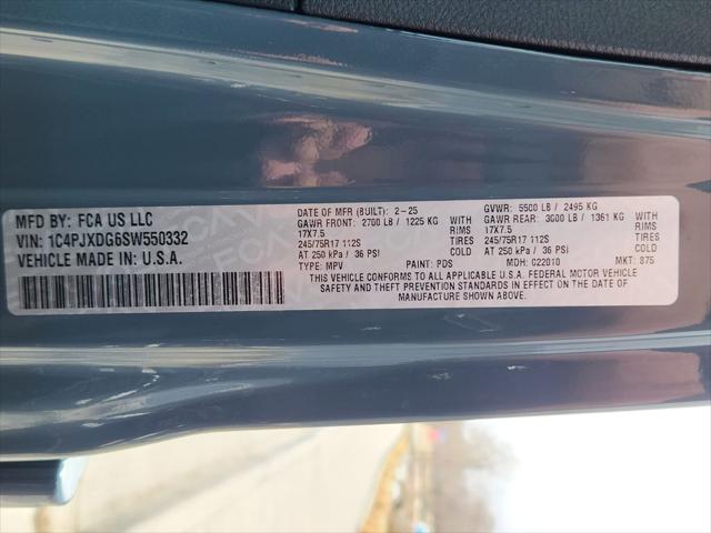 2025 Jeep Wrangler 4-Door Summit 4x4