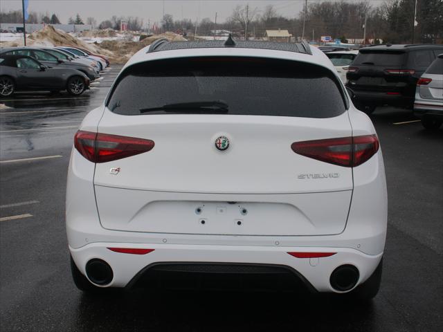 2022 Alfa Romeo Stelvio Veloce Ti AWD