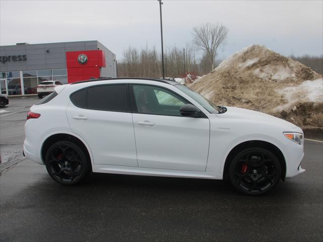 2022 Alfa Romeo Stelvio Veloce Ti AWD