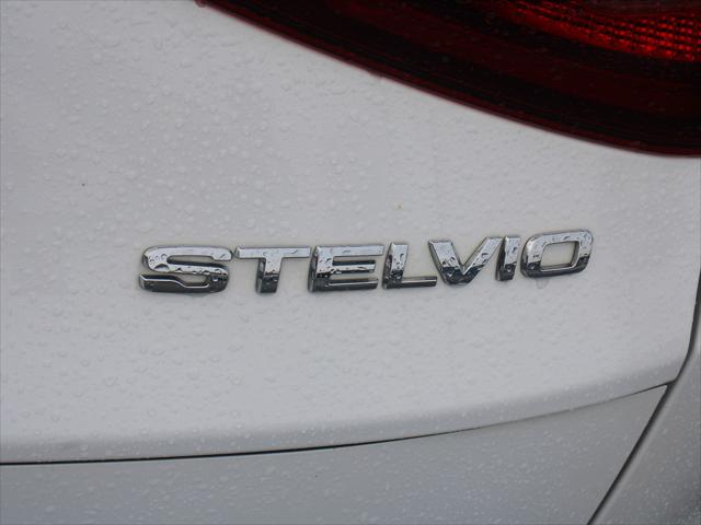 2022 Alfa Romeo Stelvio Veloce Ti AWD