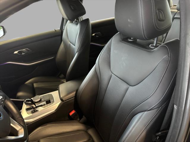 2022 BMW 3 Series 330e Sedan
