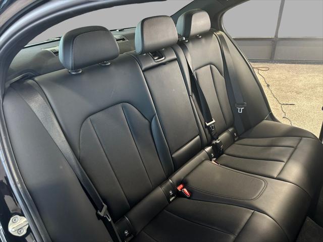 2022 BMW 3 Series 330e Sedan
