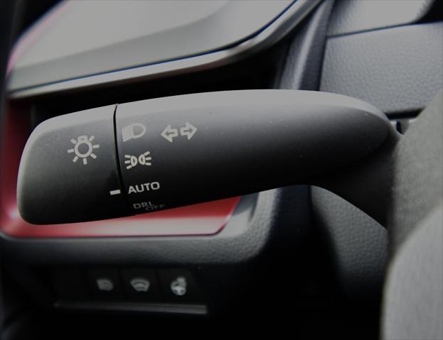 2025 Toyota Prius Plug-In XSE