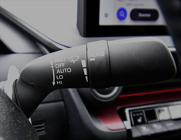 2025 Toyota Prius Plug-In XSE