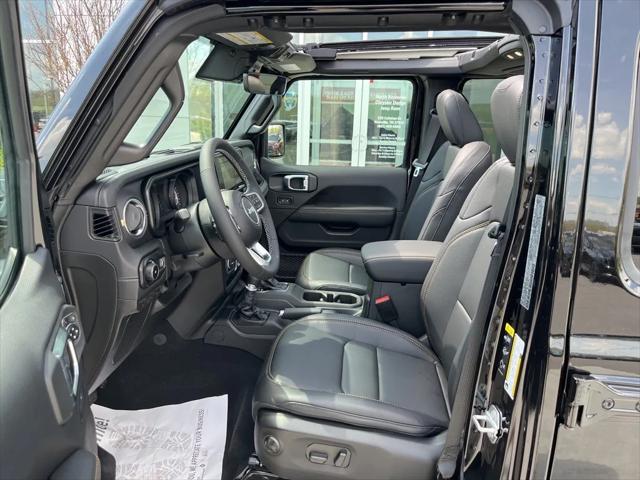 2025 Jeep Wrangler WRANGLER 4-DOOR SAHARA