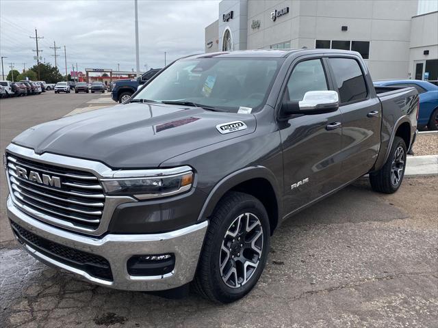 2025 RAM Ram 1500 RAM 1500 LARAMIE CREW CAB 4X4 57 BOX