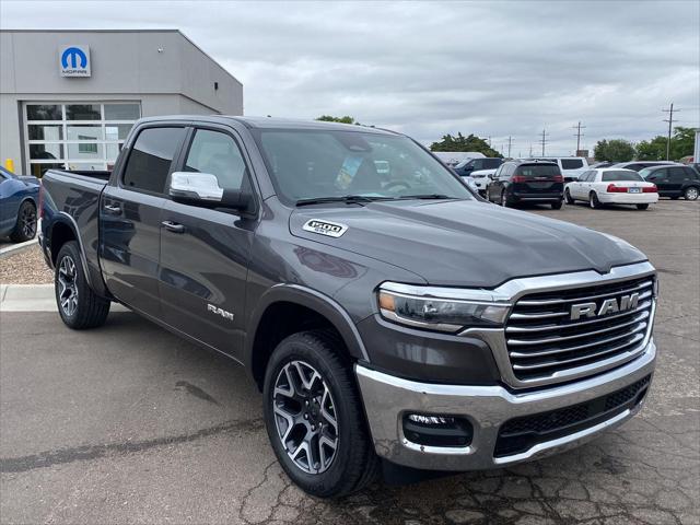 2025 RAM Ram 1500 RAM 1500 LARAMIE CREW CAB 4X4 57 BOX