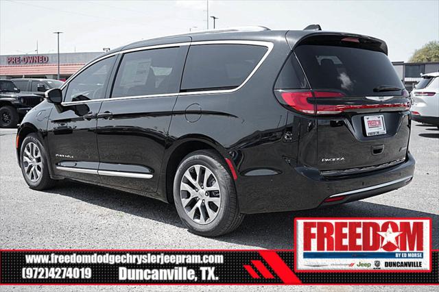 2025 Chrysler Pacifica Hybrid PACIFICA PLUG-IN HYBRID PINNACLE