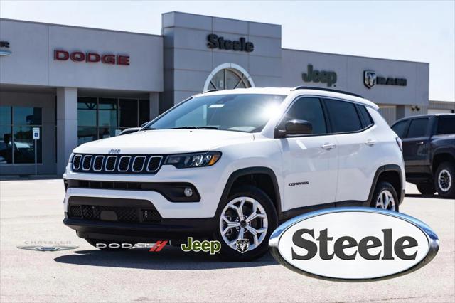 2025 Jeep Compass COMPASS LATITUDE 4X4