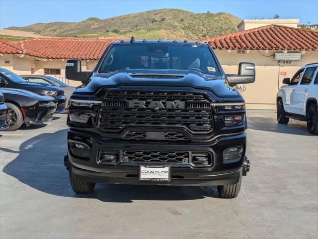 2025 RAM Ram 3500 RAM 3500 LIMITED MEGA CAB 4X4 64 BOX