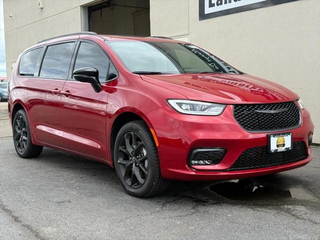 2025 Chrysler Pacifica PACIFICA LIMITED AWD