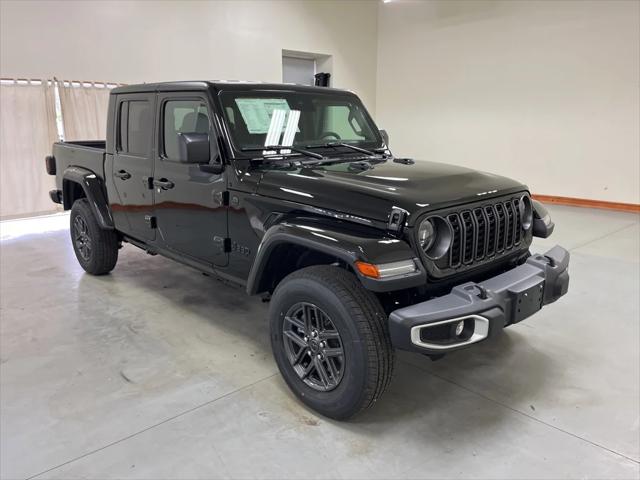 2025 Jeep Gladiator GLADIATOR SPORT S 4X4