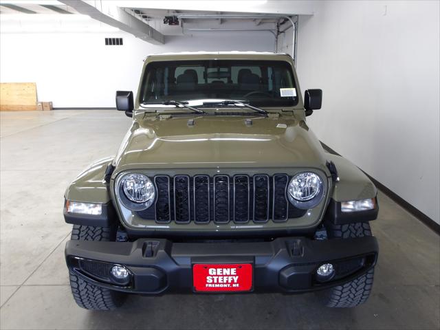 2025 Jeep Gladiator GLADIATOR NIGHTHAWK 4X4