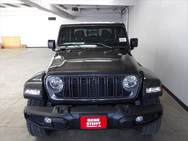 2025 Jeep Gladiator GLADIATOR NIGHTHAWK 4X4 2025 Jeep Gladiator GLADIATOR NIGHTHAWK 4X4