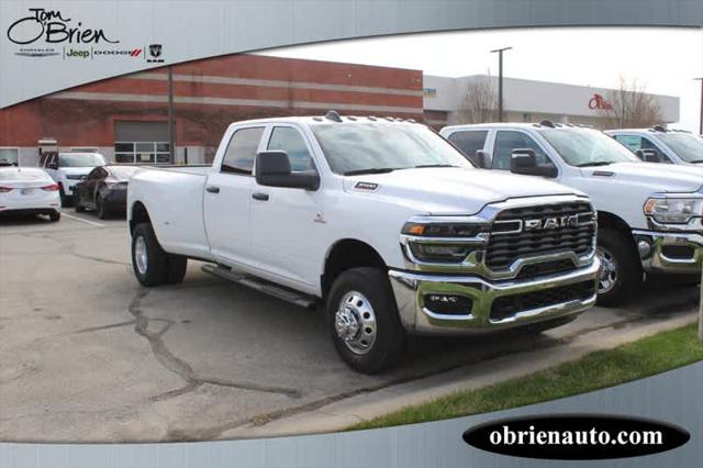 2025 RAM Ram 3500 RAM 3500 TRADESMAN CREW CAB 4X4 8 BOX