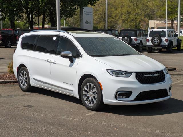 2025 Chrysler Pacifica Hybrid PACIFICA PLUG-IN HYBRID PINNACLE